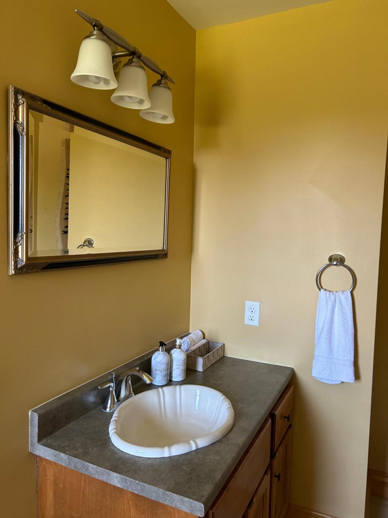 Tides Inn Guest Suites Halls Harbour Buitenkant foto